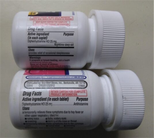 Diphenhydramine HCL 25mg 100 pills